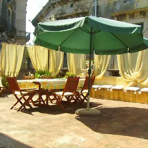 Aci E Galatea Couette-café